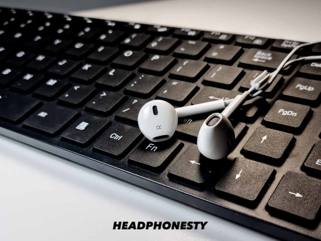 How to Connect Apple Earbuds to Your PC